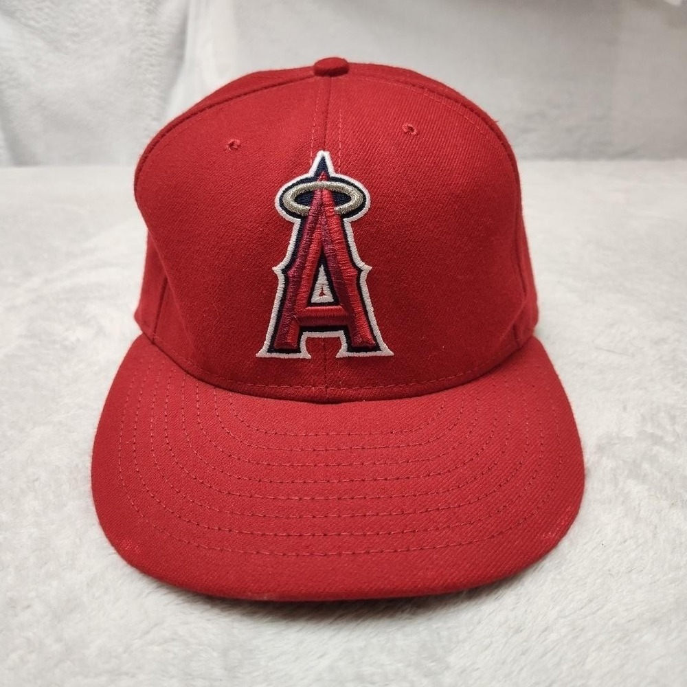 New Era Los Angeles Angels Hat Cap Fitted Mens 7 1/4 Red 59FIFTY MLB USA